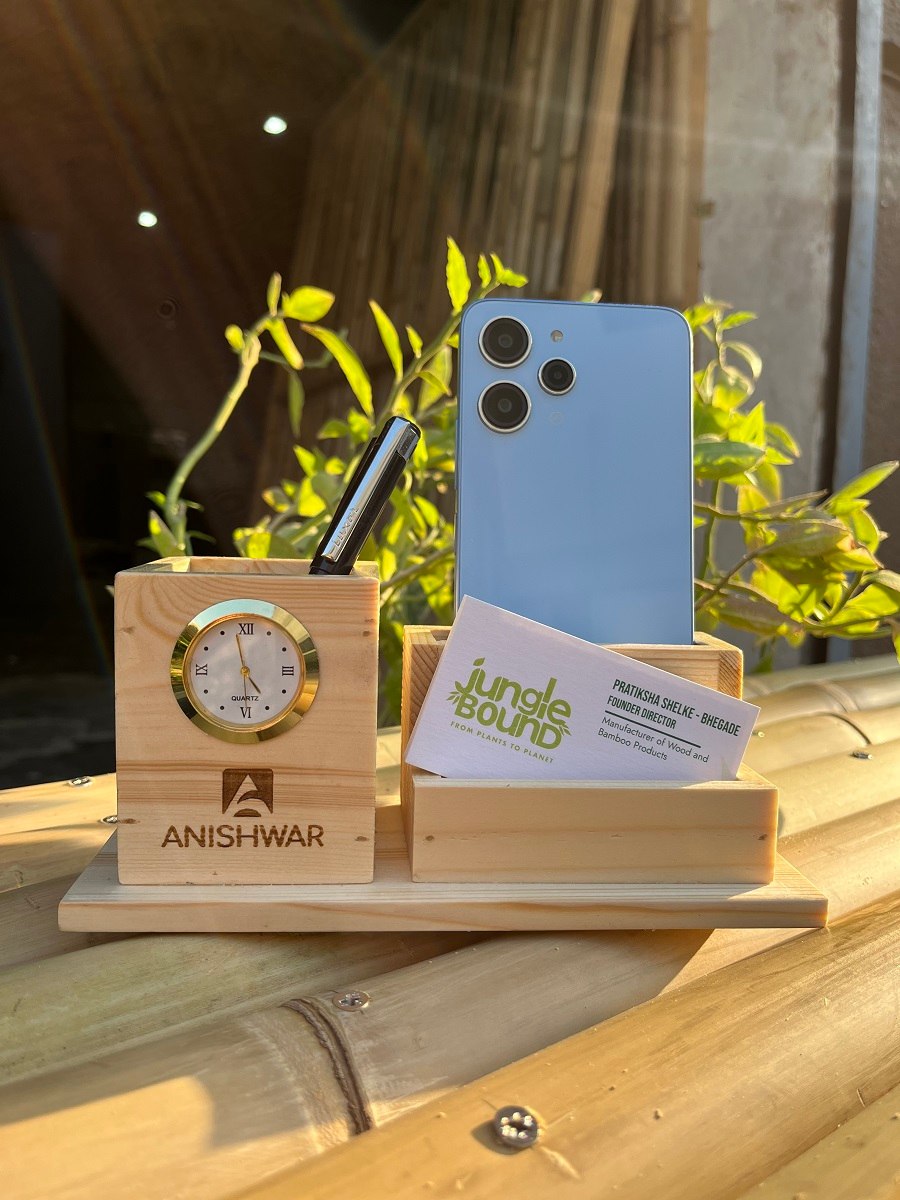 Wooden Pen Stand with Clock – Handmade Wooden Desk Organizer & Table Clock Combo for Office/Study, Stationery Holder with Premium Finish, Eco-Friendly Gift for Home & Workspace